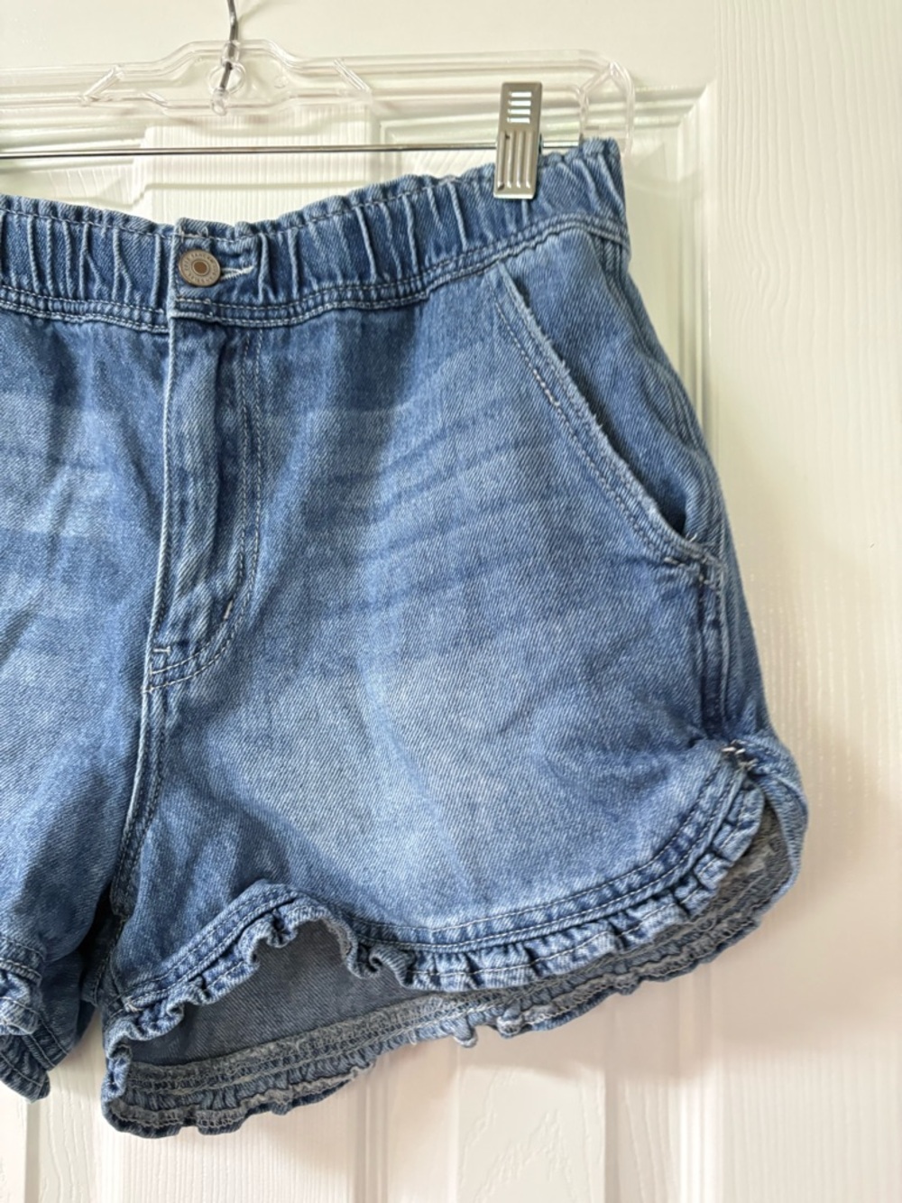 KanCan Blue Ruffle Hem Denim Shorts - Picture 3 of 11